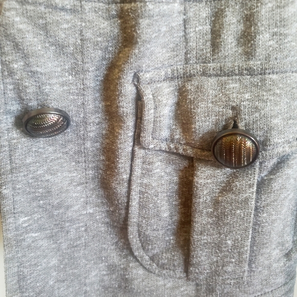 Olive & White Texture Sweater- Medium - Picture 3 of 3